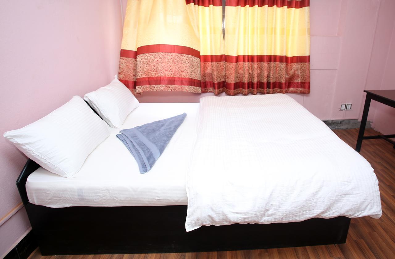 Mitra Garden Inn Katmandu Eksteriør billede