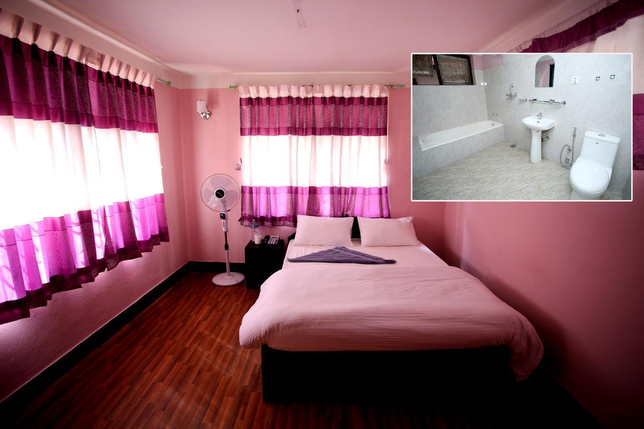Mitra Garden Inn Katmandu Eksteriør billede